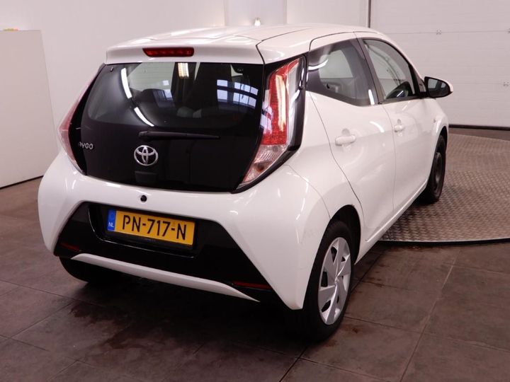 Photo 2 VIN: JTDKGNEC50N285799 - TOYOTA AYGO 