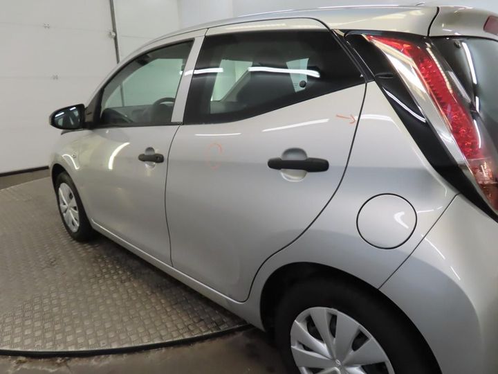 Photo 13 VIN: JTDKGNEC50N289528 - TOYOTA AYGO 