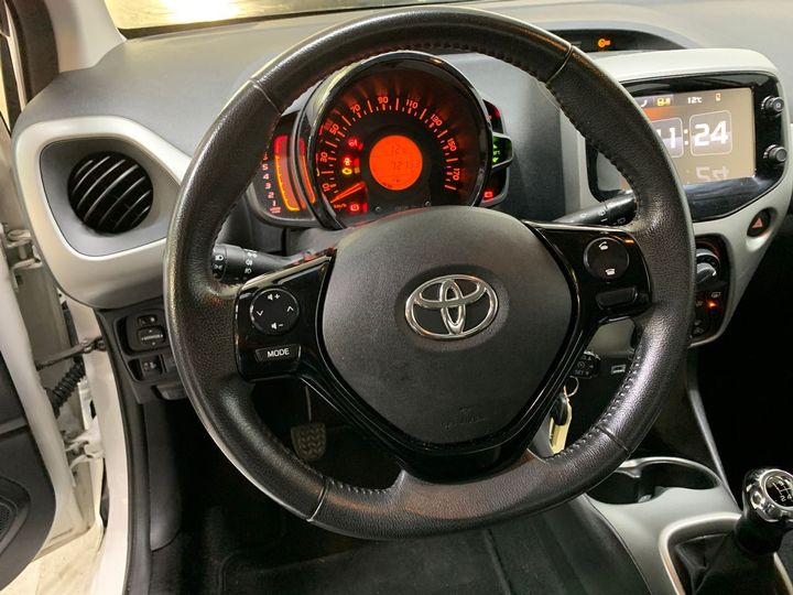 Photo 10 VIN: JTDKGNEC50N298892 - TOYOTA AYGO 