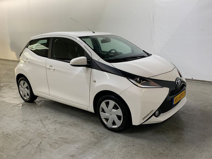 Photo 4 VIN: JTDKGNEC50N298892 - TOYOTA AYGO 