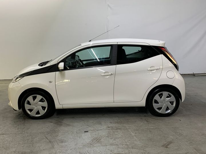 Photo 9 VIN: JTDKGNEC50N298892 - TOYOTA AYGO 