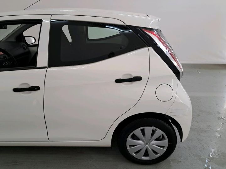 Photo 19 VIN: JTDKGNEC50N319594 - TOYOTA AYGO 