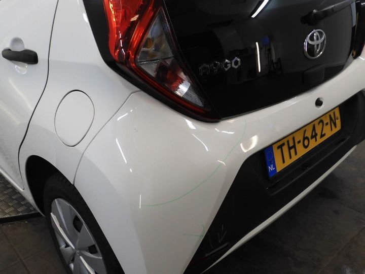 Photo 22 VIN: JTDKGNEC50N371565 - TOYOTA AYGO 