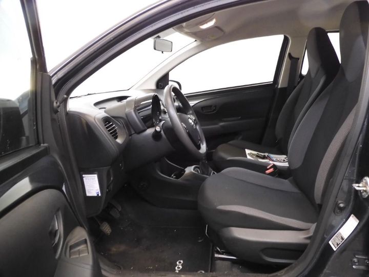 Photo 5 VIN: JTDKGNEC50N388351 - TOYOTA AYGO 