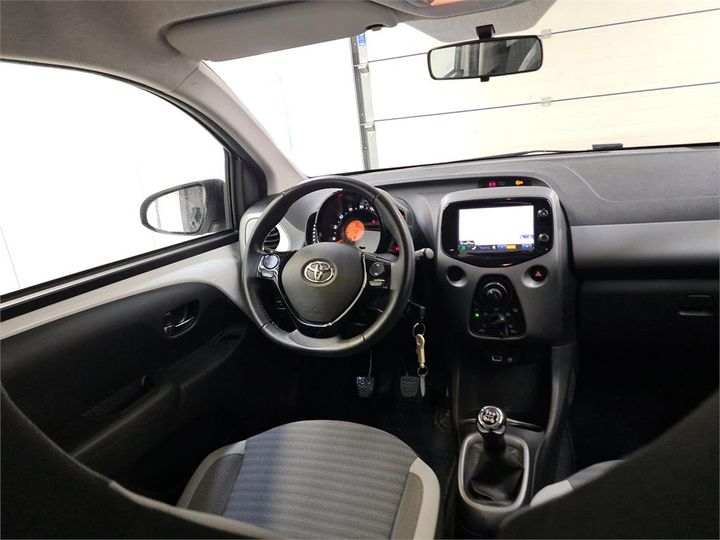 Photo 6 VIN: JTDKGNEC50N400711 - TOYOTA AYGO 