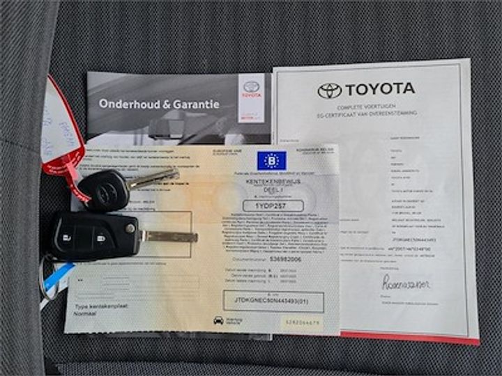 Photo 12 VIN: JTDKGNEC50N443493 - TOYOTA AYGO - 2018 