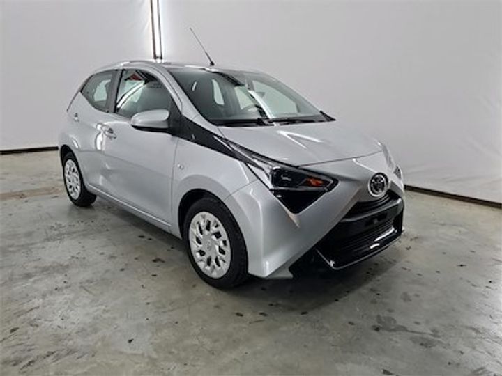 Photo 2 VIN: JTDKGNEC50N443493 - TOYOTA AYGO - 2018 