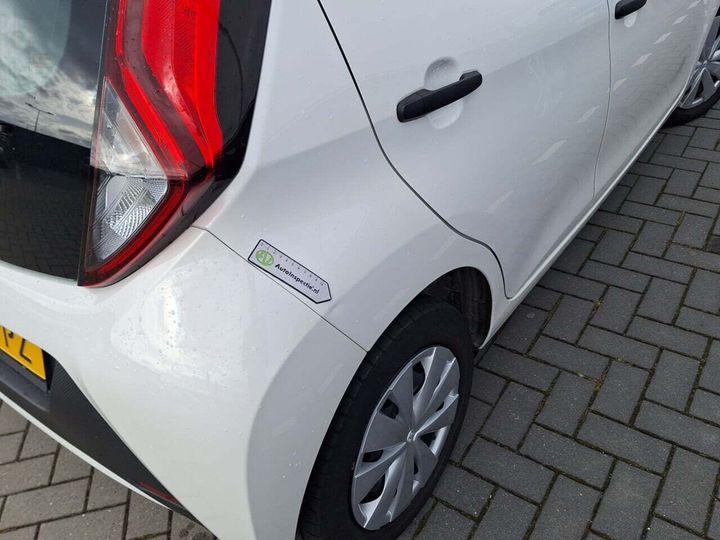 Photo 17 VIN: JTDKGNEC50N503577 - TOYOTA AYGO 