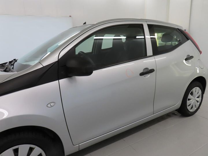 Photo 12 VIN: JTDKGNEC50N623203 - TOYOTA AYGO 