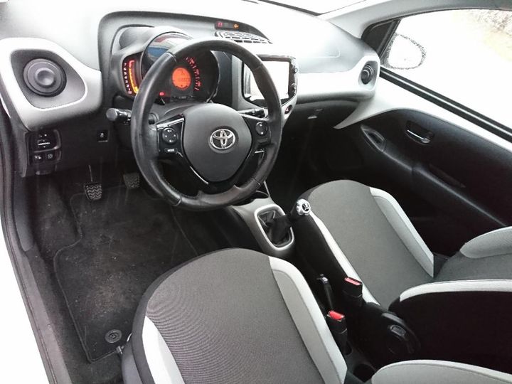 Photo 7 VIN: JTDKGNEC60N198266 - TOYOTA AYGO 