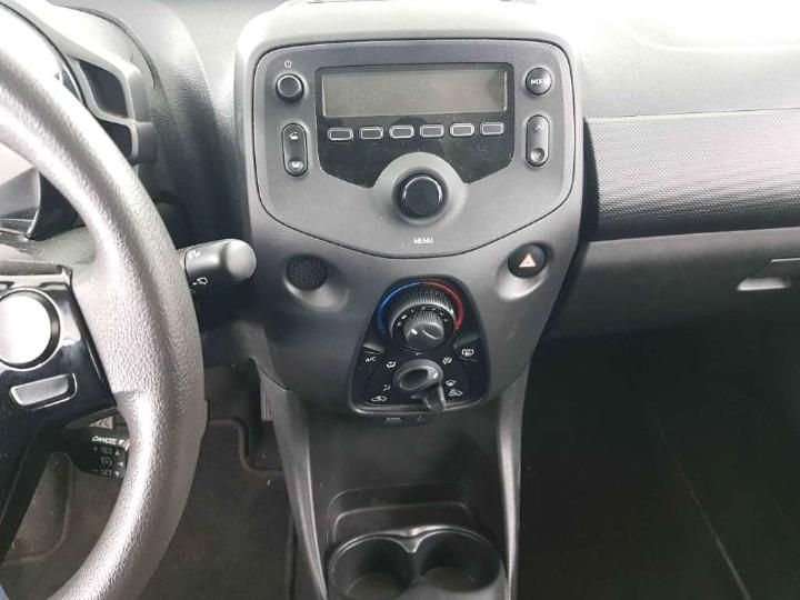 Photo 9 VIN: JTDKGNEC60N291448 - TOYOTA AYGO 