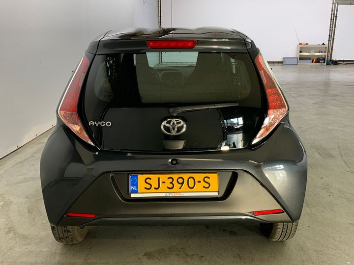 Photo 12 VIN: JTDKGNEC60N292356 - TOYOTA AYGO 