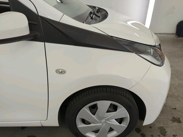 Photo 13 VIN: JTDKGNEC60N299744 - TOYOTA AYGO 