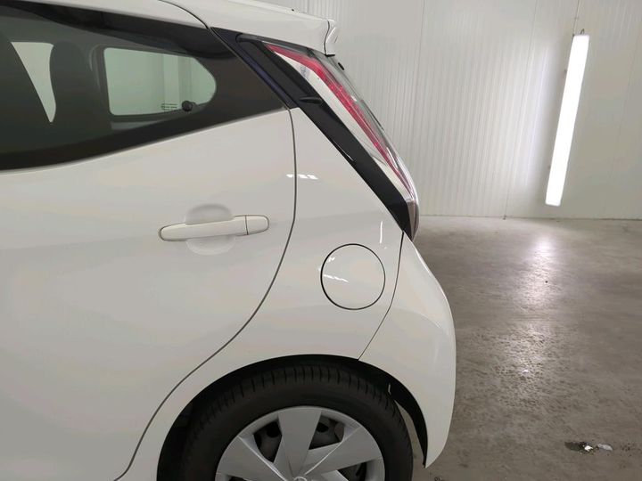 Photo 8 VIN: JTDKGNEC60N299744 - TOYOTA AYGO 