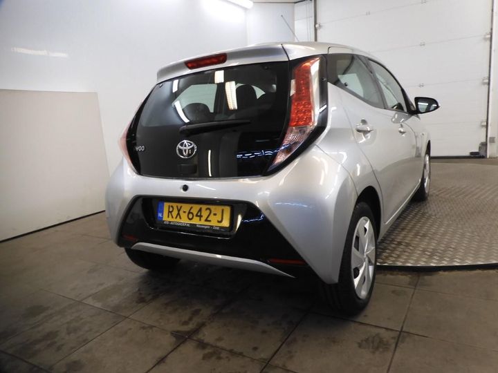 Photo 2 VIN: JTDKGNEC60N305767 - TOYOTA AYGO 