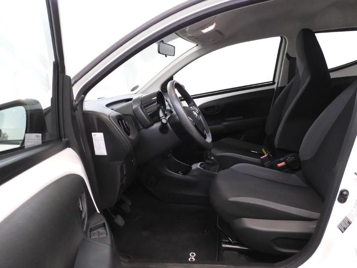 Photo 5 VIN: JTDKGNEC60N335805 - TOYOTA AYGO 