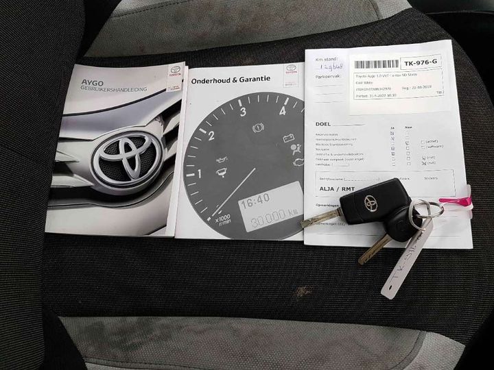 Photo 17 VIN: JTDKGNEC60N342978 - TOYOTA AYGO 