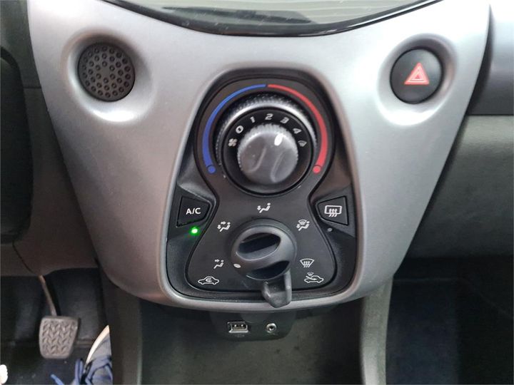 Photo 18 VIN: JTDKGNEC60N354418 - TOYOTA AYGO 