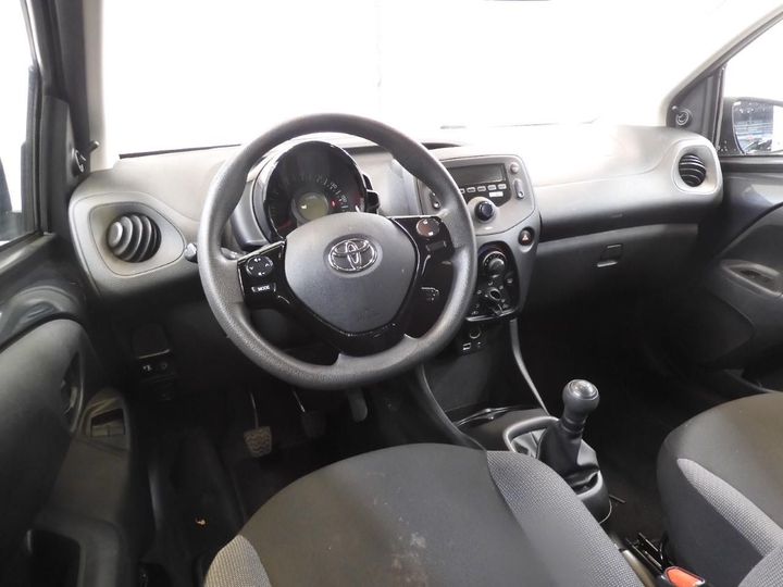 Photo 3 VIN: JTDKGNEC60N356119 - TOYOTA AYGO 