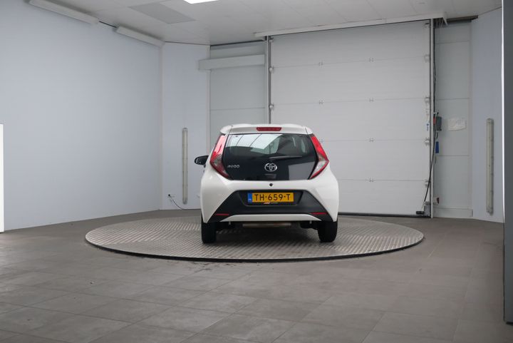 Photo 4 VIN: JTDKGNEC60N371381 - TOYOTA AYGO 