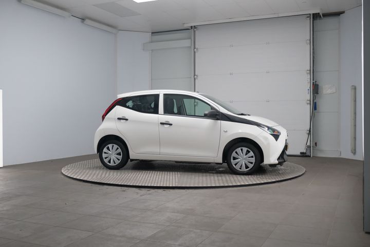 Photo 5 VIN: JTDKGNEC60N371381 - TOYOTA AYGO 