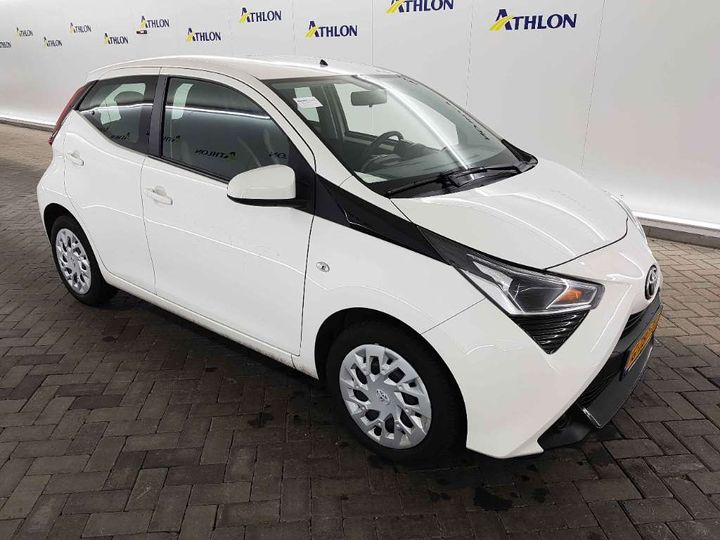 Photo 2 VIN: JTDKGNEC60N504480 - TOYOTA AYGO 