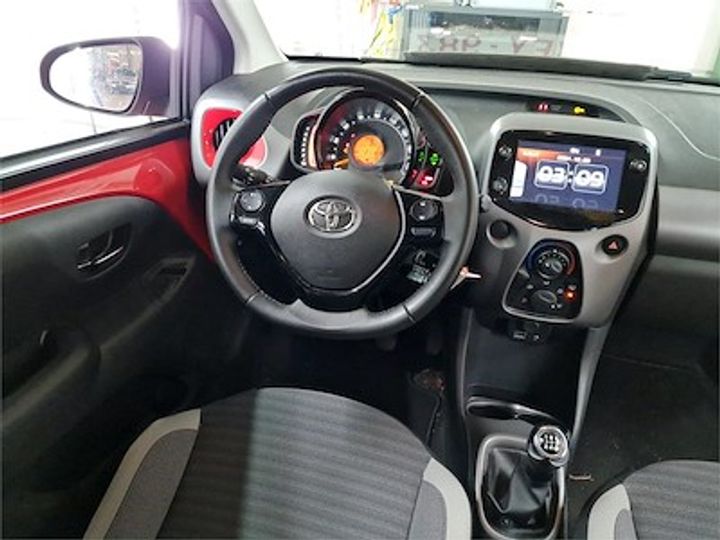 Photo 8 VIN: JTDKGNEC60N508867 - TOYOTA AYGO - 2018 