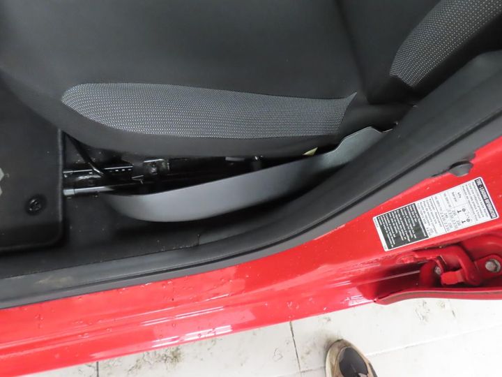 Photo 19 VIN: JTDKGNEC60N605924 - TOYOTA AYGO 