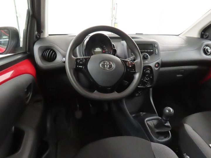 Photo 2 VIN: JTDKGNEC60N605924 - TOYOTA AYGO 