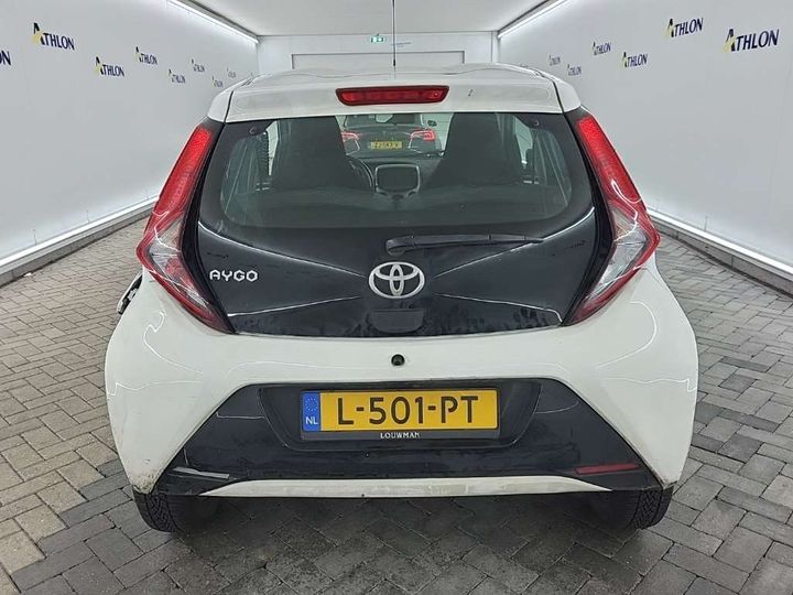 Photo 14 VIN: JTDKGNEC60N652712 - TOYOTA AYGO 