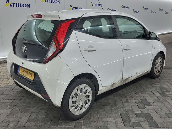 Photo 2 VIN: JTDKGNEC60N652712 - TOYOTA AYGO 