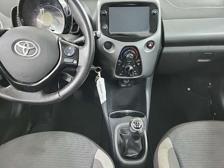 Photo 9 VIN: JTDKGNEC60N652712 - TOYOTA AYGO 