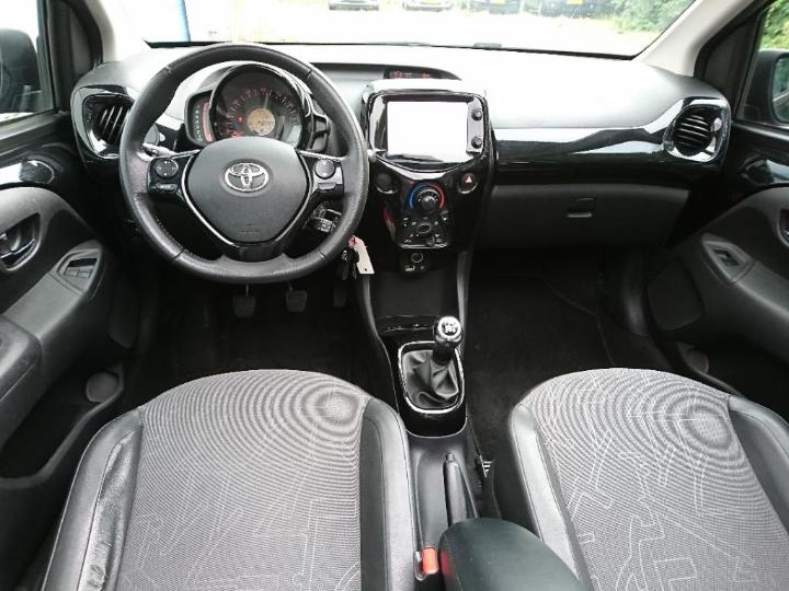 Photo 6 VIN: JTDKGNEC70N127433 - TOYOTA AYGO 