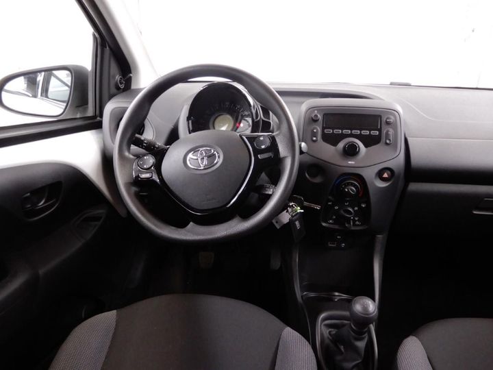 Photo 9 VIN: JTDKGNEC70N230061 - TOYOTA AYGO 