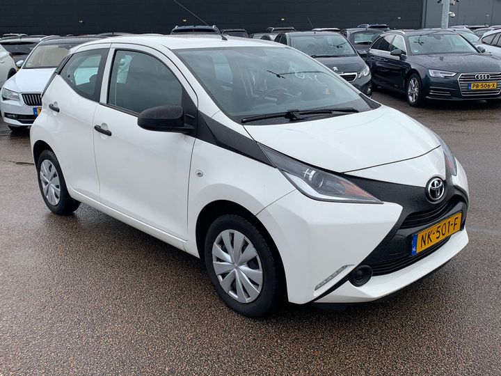 Photo 4 VIN: JTDKGNEC70N242548 - TOYOTA AYGO 