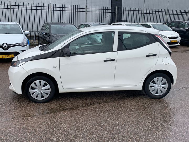 Photo 9 VIN: JTDKGNEC70N242548 - TOYOTA AYGO 