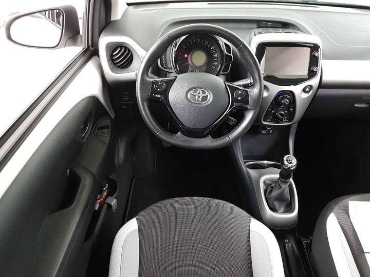 Photo 7 VIN: JTDKGNEC70N243439 - TOYOTA AYGO 