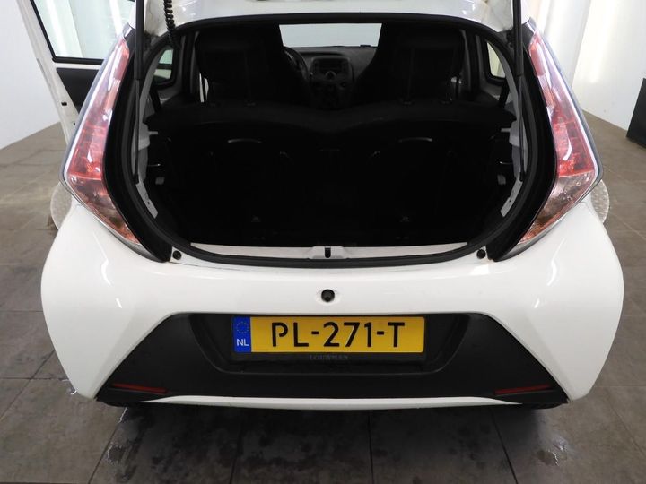 Photo 7 VIN: JTDKGNEC70N281379 - TOYOTA AYGO 