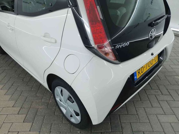 Photo 16 VIN: JTDKGNEC70N287084 - TOYOTA AYGO 