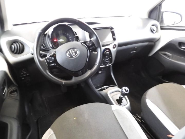 Photo 3 VIN: JTDKGNEC70N289577 - TOYOTA AYGO 