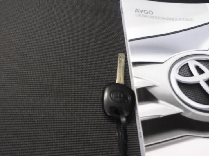 Photo 14 VIN: JTDKGNEC70N289577 - TOYOTA AYGO 