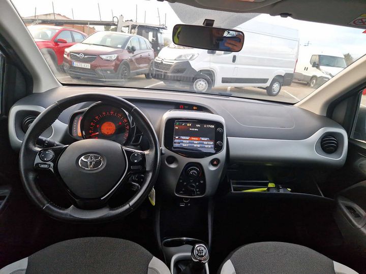 Photo 15 VIN: JTDKGNEC70N318320 - TOYOTA AYGO 