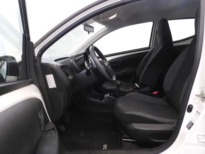 Photo 5 VIN: JTDKGNEC70N327809 - TOYOTA AYGO 