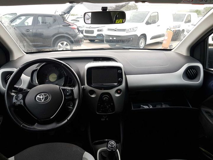 Photo 8 VIN: JTDKGNEC70N328104 - TOYOTA AYGO 