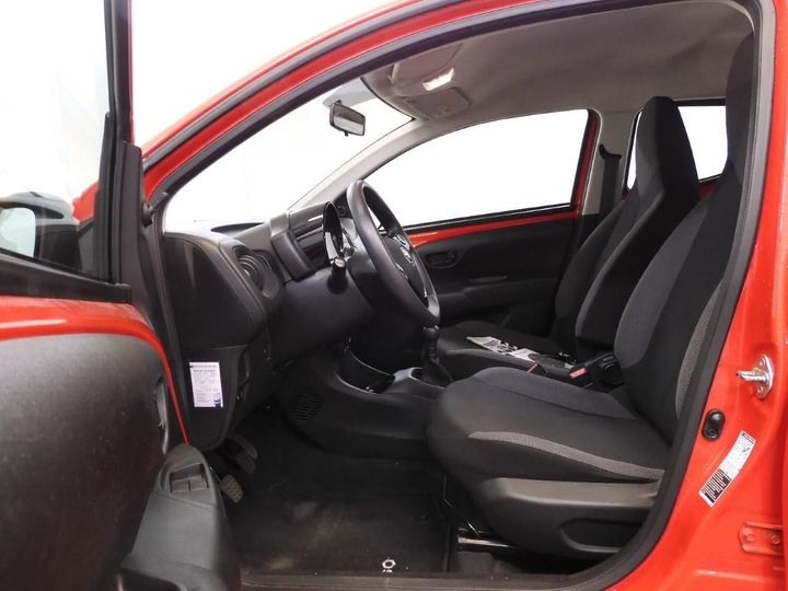 Photo 5 VIN: JTDKGNEC70N333075 - TOYOTA AYGO 