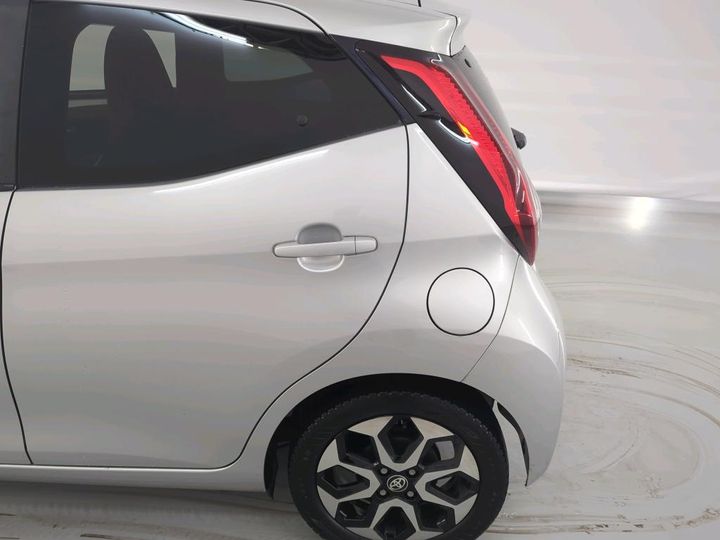 Photo 20 VIN: JTDKGNEC70N358185 - TOYOTA AYGO 