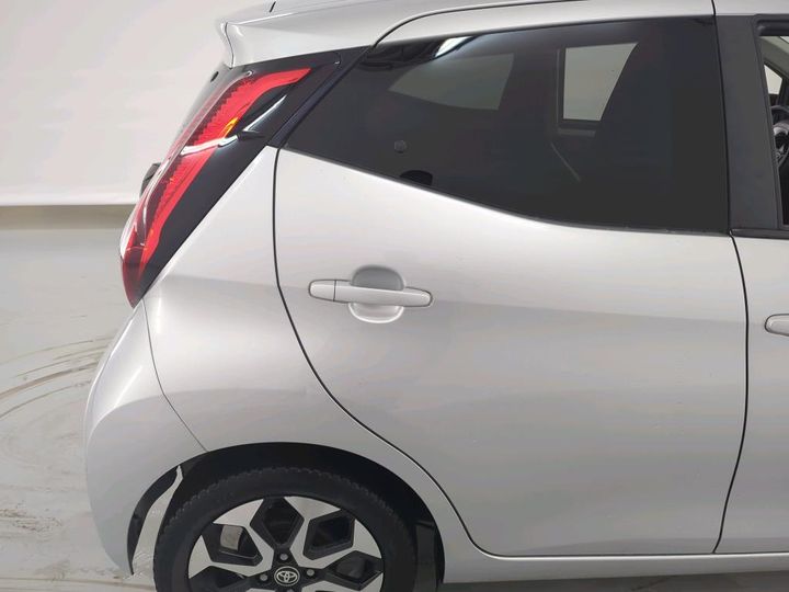 Photo 23 VIN: JTDKGNEC70N358185 - TOYOTA AYGO 