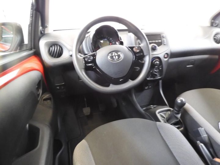 Photo 3 VIN: JTDKGNEC70N455578 - TOYOTA AYGO 