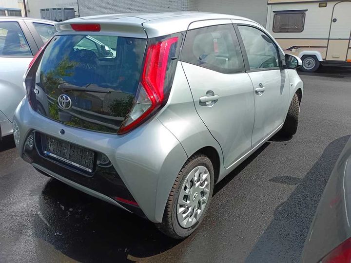 Photo 4 VIN: JTDKGNEC70N497703 - TOYOTA AYGO 