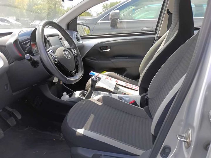 Photo 7 VIN: JTDKGNEC70N497703 - TOYOTA AYGO 